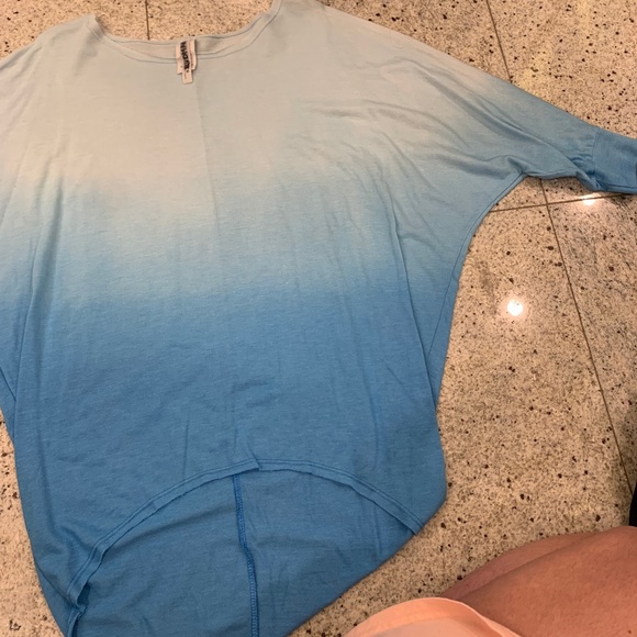 YETTS Los Angeles | Blue Ombre Long Sleeve - Picture 2 of 4